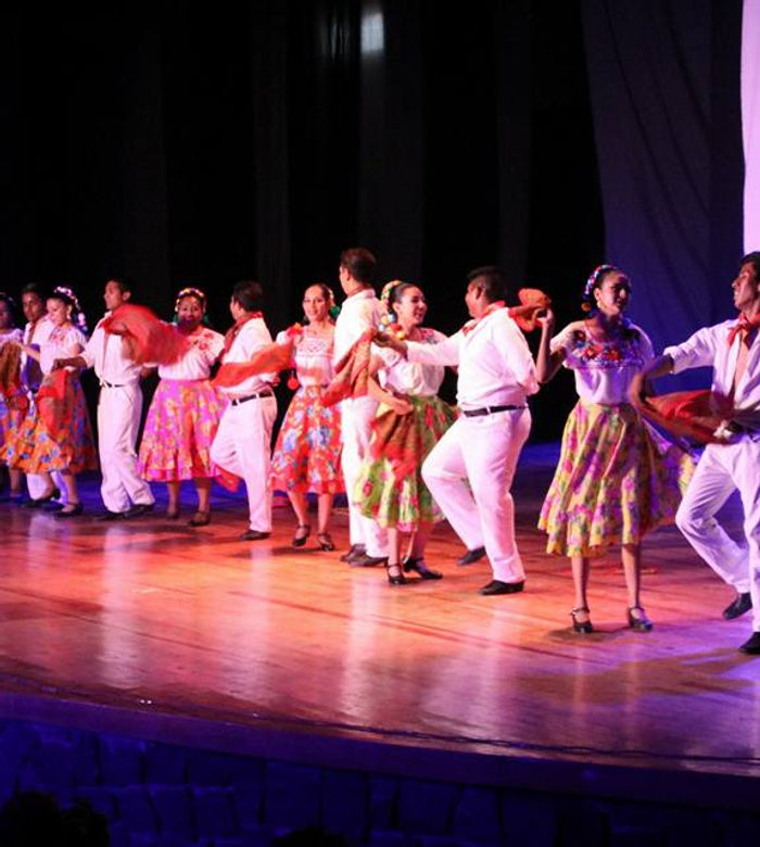 Función en Cuautla. · 20 abril · Teatro Narciso Mendoza · Cuautla